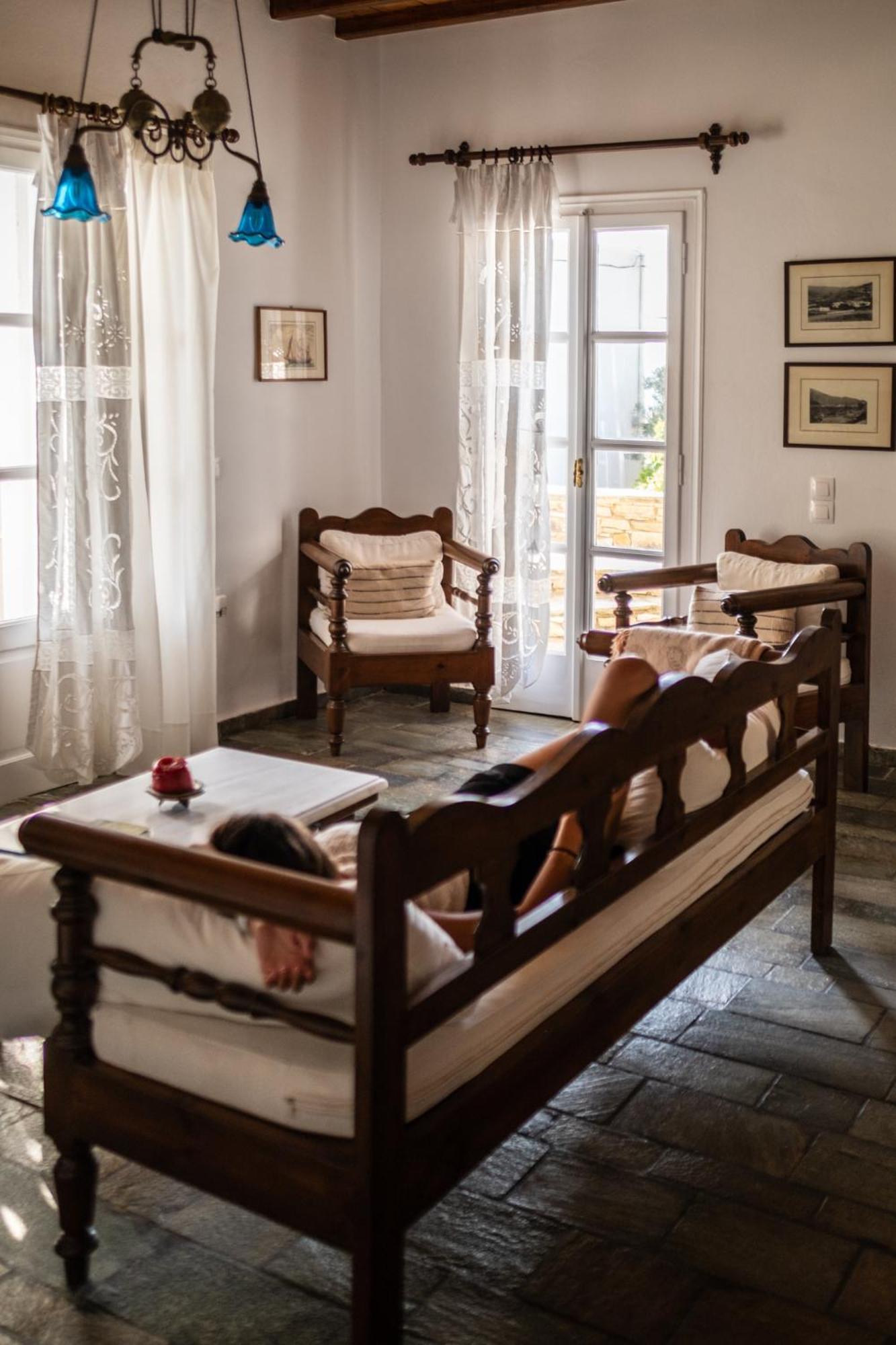 Romano garden house - land tales Agios Romanos Exterior foto