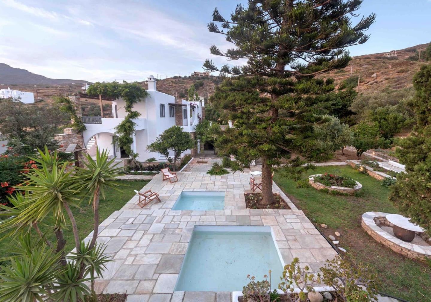 Romano garden house - land tales Agios Romanos Exterior foto